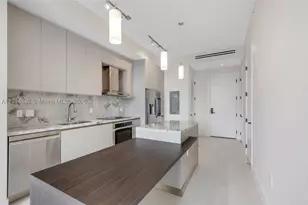 1030 15th, Miami Beach, FL 33139 - Photo 19