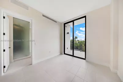 1030 15th #306, Miami Beach, FL 33139 - Photo 5
