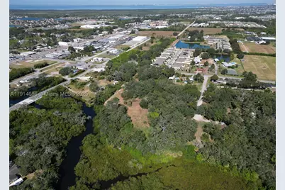 301 E Shell Point, Ruskin, FL 33570 - Photo 13