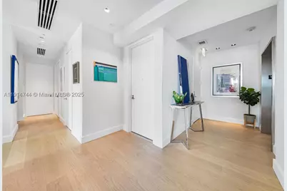 900 Brickell Key #1403, Miami, FL 33131 - Photo 23