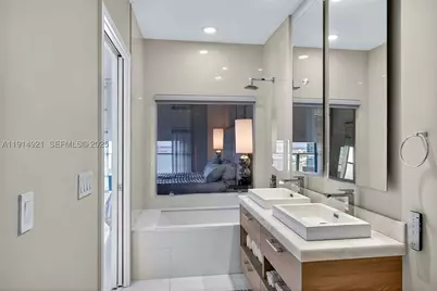 1300 S Miami #PH5001, Miami, FL 33130 - Photo 29