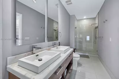 1300 S Miami #PH5001, Miami, FL 33130 - Photo 31