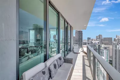 1300 S Miami #PH5001, Miami, FL 33130 - Photo 47