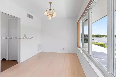 1961 NE 188th, Miami, FL 33179 - Photo 33