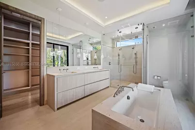 5831 Alton, Miami Beach, FL 33140 - Photo 39
