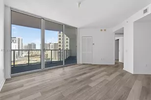 300 S Biscayne, Miami, FL 33131 - Photo 17