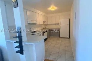 1051 Meridian, Miami Beach, FL 33139 - Photo 3
