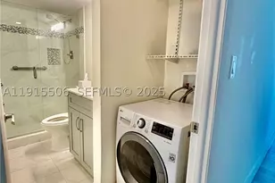 20515 E Country Club, Aventura, FL 33180 - Photo 13