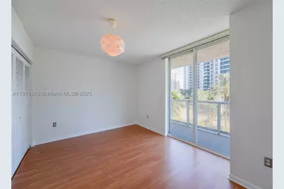 5900 Collins #506, Miami Beach, FL 33140 - Photo 15
