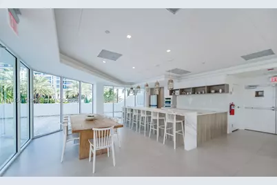 5900 Collins #506, Miami Beach, FL 33140 - Photo 31