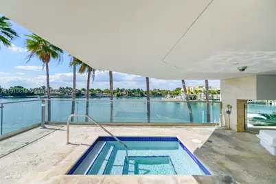 5900 Collins #506, Miami Beach, FL 33140 - Photo 27