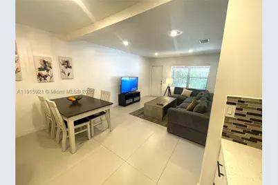 1211 NE 15th #1, Fort Lauderdale, FL 33304 - Photo 5