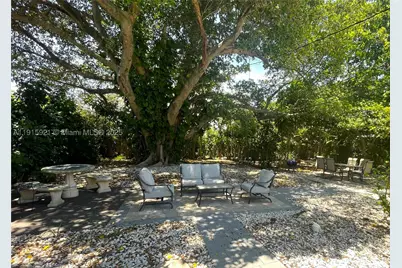 1211 NE 15th #1, Fort Lauderdale, FL 33304 - Photo 1