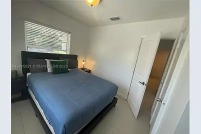 1211 NE 15th #1, Fort Lauderdale, FL 33304 - Photo 9