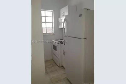 1526 Pennsylvania #19, Miami Beach, FL 33139 - Photo 5