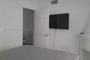 1526 Pennsylvania, Miami Beach, FL 33139 - Photo 13