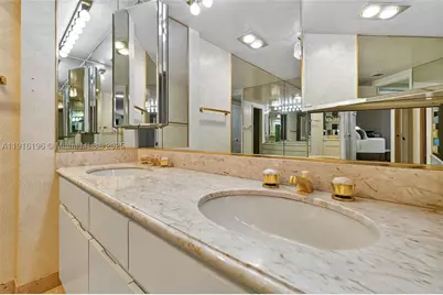 2 Grove Isle #B1804, Coconut Grove, FL 33133 - Photo 23