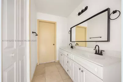 9162 SW 213th, Cutler Bay, FL 33189 - Photo 9