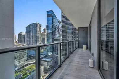 55 SW 9th #2610, Miami, FL 33130 - Photo 13