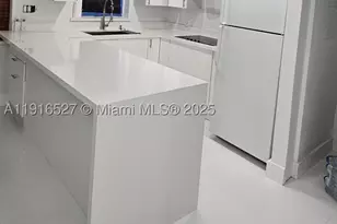 9375 SW 40th, Miami, FL 33165 - Photo 7