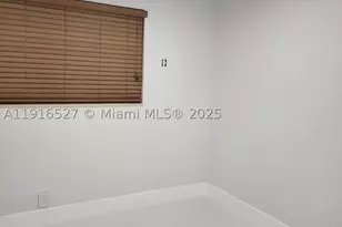 9375 SW 40th, Miami, FL 33165 - Photo 5