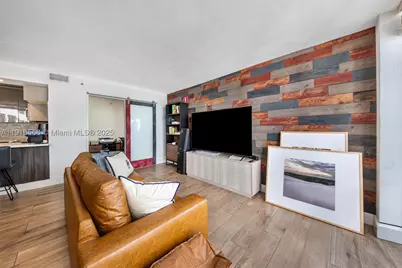 1541 Brickell #C406, Miami, FL 33129 - Photo 9
