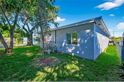 1346 NW 44th, Miami, FL 33142 - Photo 15
