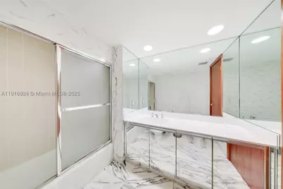 520 Brickell Key #A1104, Miami, FL 33131 - Photo 15