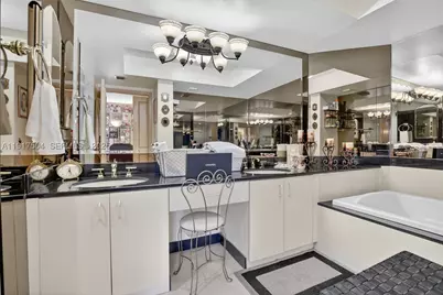 1000 Island #602, Aventura, FL 33160 - Photo 31