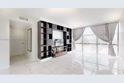 1000 Parkview #431, Hallandale Beach, FL 33009 - Photo 21