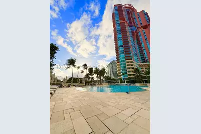 300 S Pointe #906, Miami Beach, FL 33139 - Photo 25