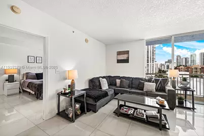 275 NE 18th #708, Miami, FL 33132 - Photo 25