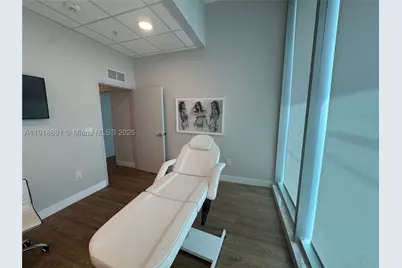 2820 NE 214th #1004, Aventura, FL 33180 - Photo 5