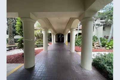 9471 Evergreen #401, Davie, FL 33324 - Photo 47