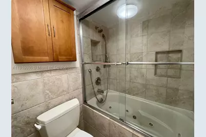 9471 Evergreen #401, Davie, FL 33324 - Photo 23