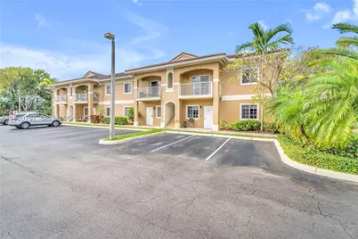 4950 Washington #1, Hollywood, FL 33021 - Photo 1