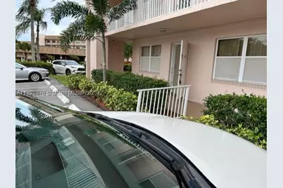 2607 NW 104th #106, Sunrise, FL 33322 - Photo 3