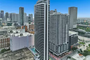 225 N Miami, Miami, FL 33128 - Photo 3