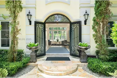 8010 Ponce De Leon, Miami, FL 33143 - Photo 3
