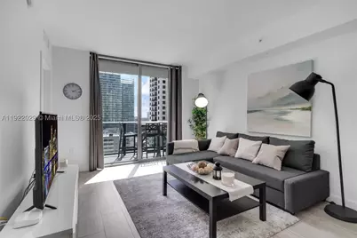 55 SW 9th #1705, Miami, FL 33130 - Photo 5