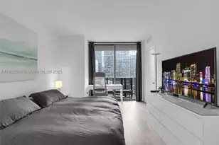 55 SW 9th, Miami, FL 33130 - Photo 11