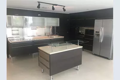6000 Collins #521, Miami Beach, FL 33140 - Photo 17