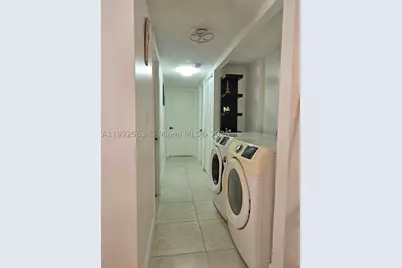 8411 NW 8th #111, Miami, FL 33126 - Photo 25