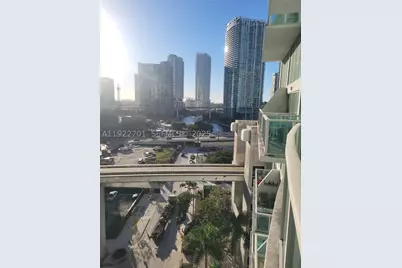41 SE 5th #710, Miami, FL 33131 - Photo 3