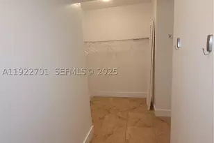 41 SE 5th, Miami, FL 33131 - Photo 13