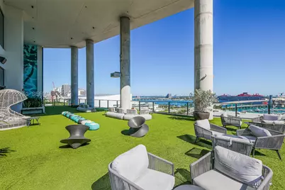 398 NE 5th #2319, Miami, FL 33132 - Photo 21