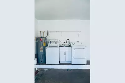 10131 NW 10th, Miami, FL 33172 - Photo 13