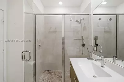 6420 NW 102nd #110, Doral, FL 33178 - Photo 25