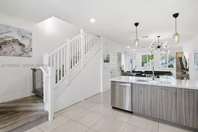 6420 NW 102nd #110, Doral, FL 33178 - Photo 19