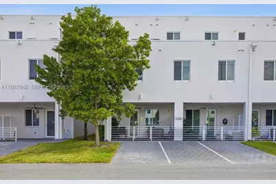 6420 NW 102nd #110, Doral, FL 33178 - Photo 13